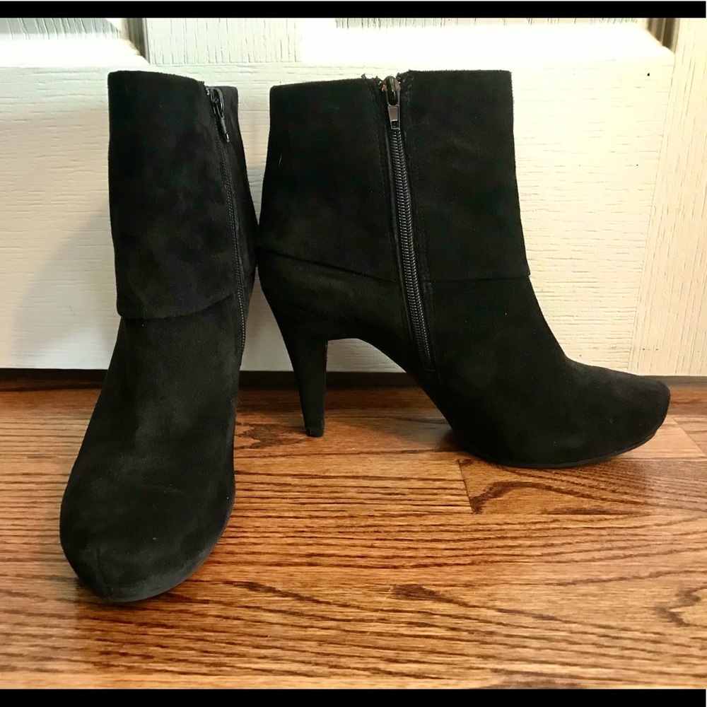Michael Shannon stiletto heel booties